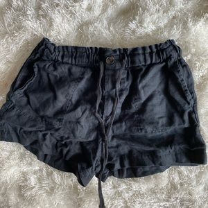 black high waisted flowy shorts